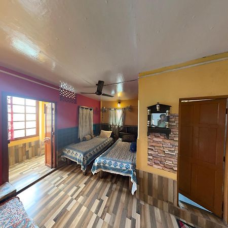 Calcutta Backpackers Homestay- For Travellers And Backpackers Eksteriør billede