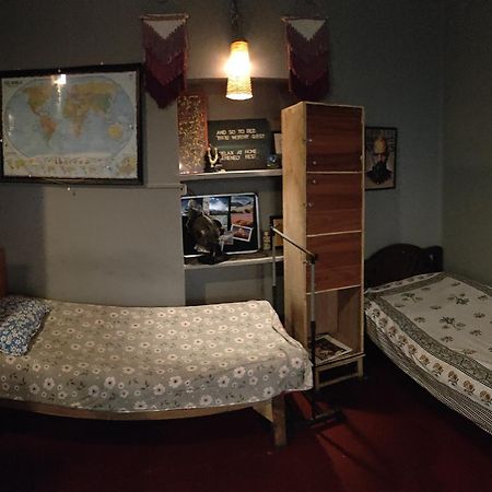 Calcutta Backpackers Homestay- For Travellers And Backpackers Eksteriør billede