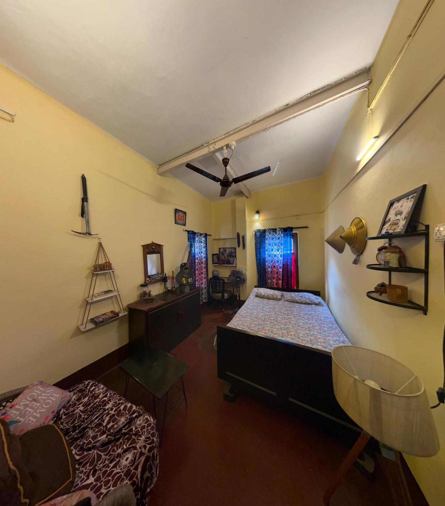 Calcutta Backpackers Homestay- For Travellers And Backpackers Eksteriør billede