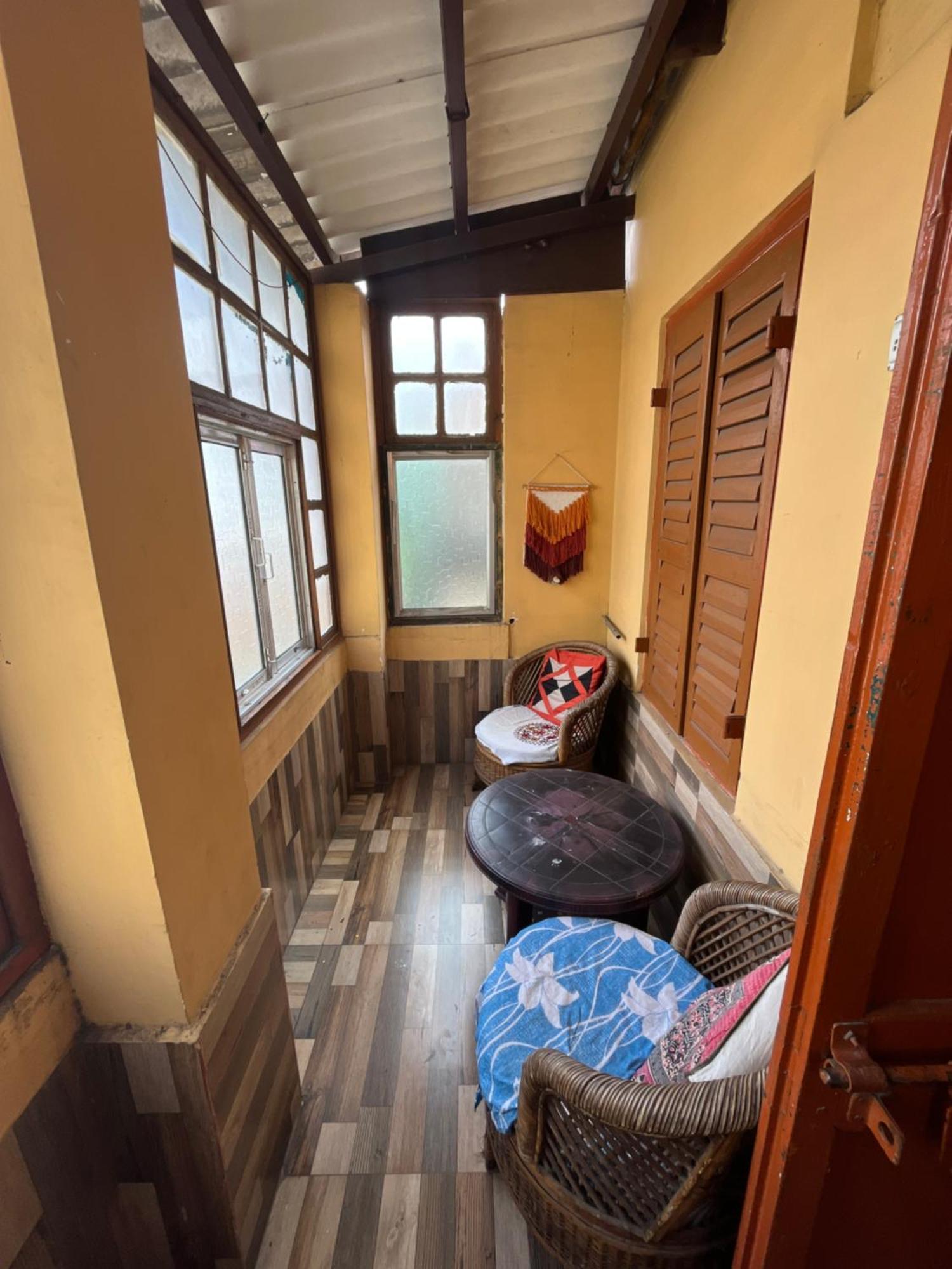 Calcutta Backpackers Homestay- For Travellers And Backpackers Eksteriør billede