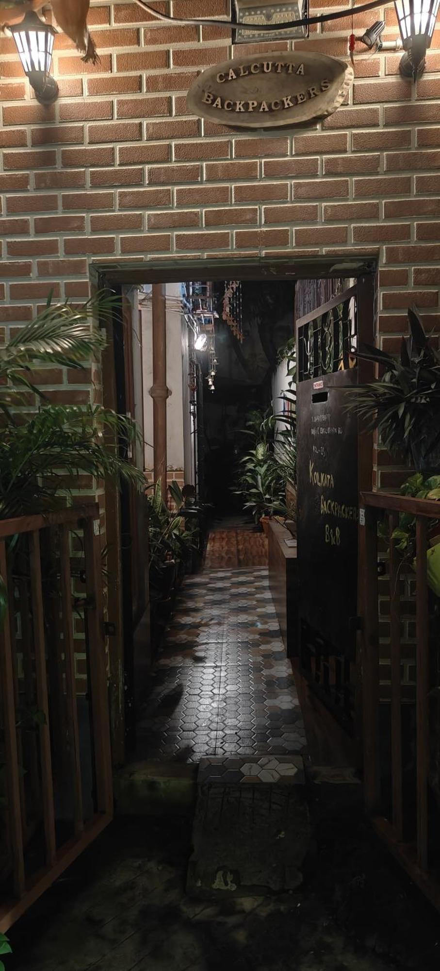 Calcutta Backpackers Homestay- For Travellers And Backpackers Eksteriør billede